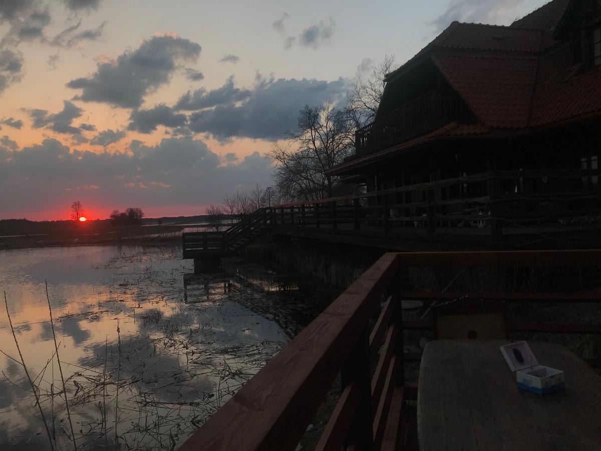 Dwor Labedzie W Kiermusach Kiermusy Exterior foto